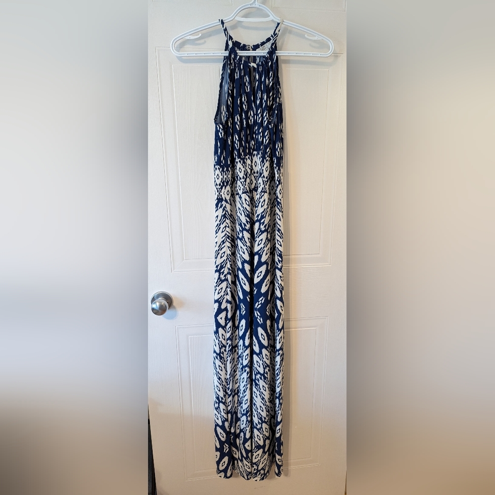 JC Penney London style maxi dress